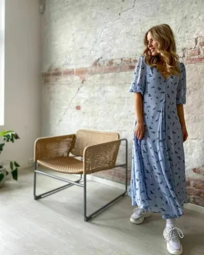 GANNI Floral Georgette Puff-Sleeve Midi Dress in BRUNNERA BLUE Size 38 US 6