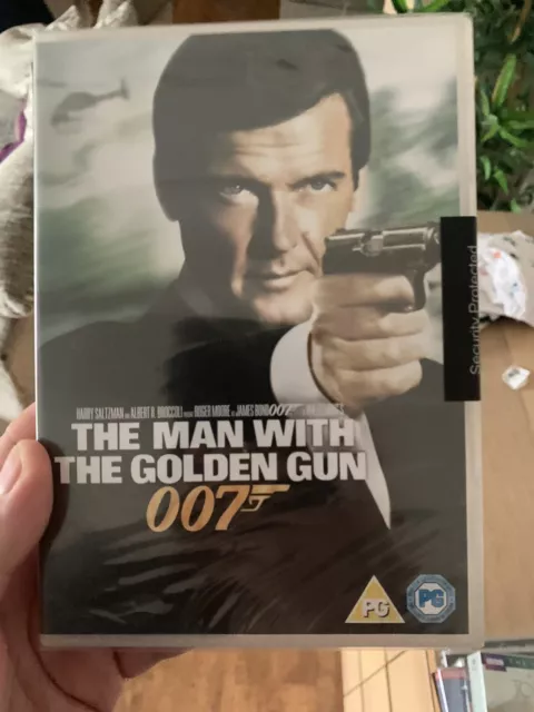 The Man With The Golden Gun Roger Moore 007 James Bond - NEW Region 2 DVD