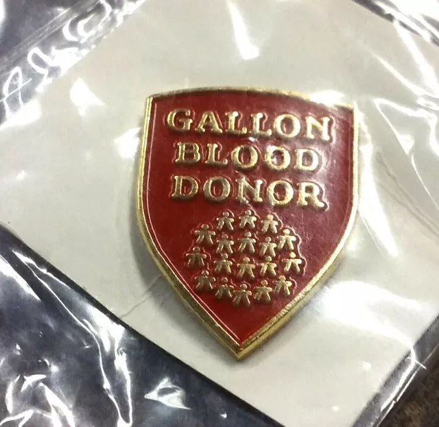 Gallon Blood Donor pin badge