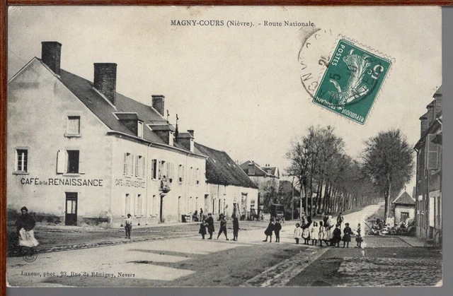 58 - MAGNY-COURS - Route Nationale ( Café de la Renaissance )