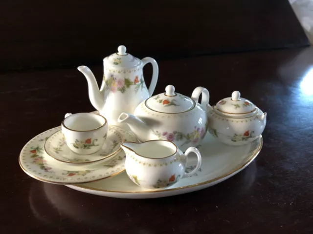 Wedgwood Miniature China Tea or Coffee Set Mirabelle 7 pc- excellent condition