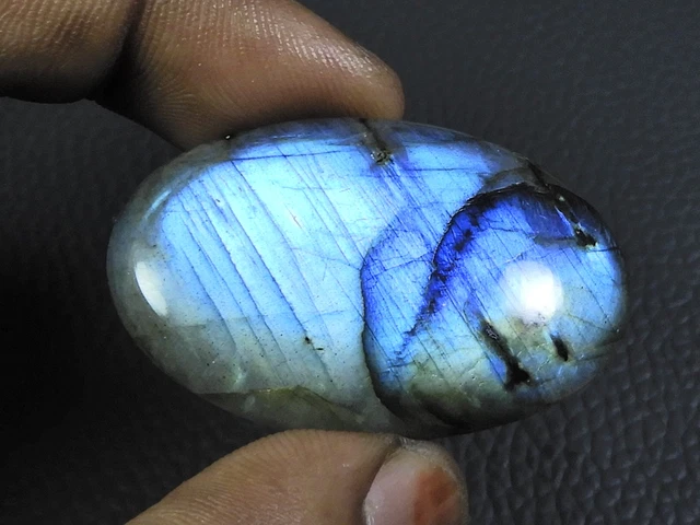 34,6 Cts. Pierre Précieuse Labradorite Bleue À Éclats Forme Ovale S-4313