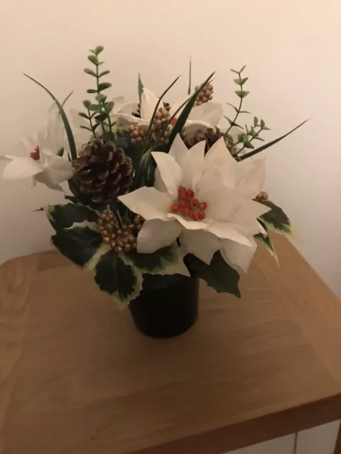 Quality Artificial Christmas  Arrangement Grave vase / Memorial / Crem Pot White 2