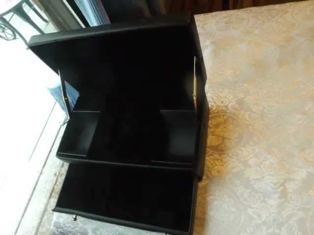 Large black Jewelry Box Chest  with drawer Bracelet Ring and so on Organizer