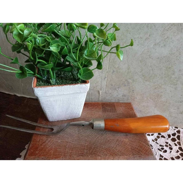 Vintage Meat Fork with Butterscotch Bake light handle,Thanksgiving, Cottage core
