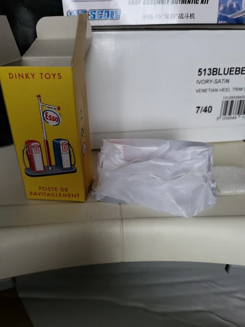 Atlas Editions / Dinky Toys   49D Poste De Ravitaillement   Brand New Sealed Box