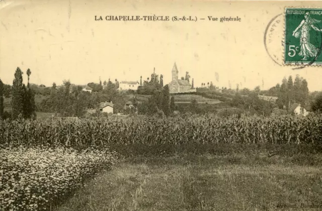 Carte LA CHAPELLE THECLE Vue générale Champ de Maïs et l'église sur la butte