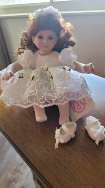 Marie Osmond “White Christmas Rose Bud”  Tiny Tot Porcelain Doll Signed