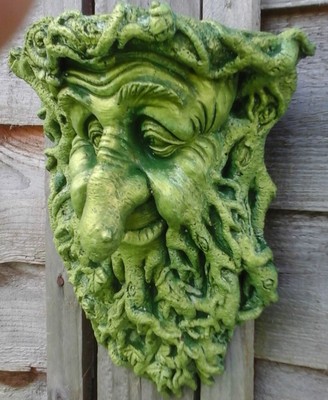The Green Man Of The Woods Barbárvore Placa De Parede-Roxo folha rosto Com Chifres 