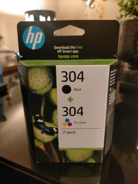 HP 304 Combo Black and Colour Ink Cartridge Original for Deskjet 3720 3730