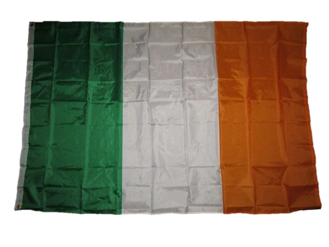 Drapeau De Table Irlande 22x15 Cm - Petit Drapeau De Bureau Avec Socle, AZ FLAG, Polyester Haute Qualité