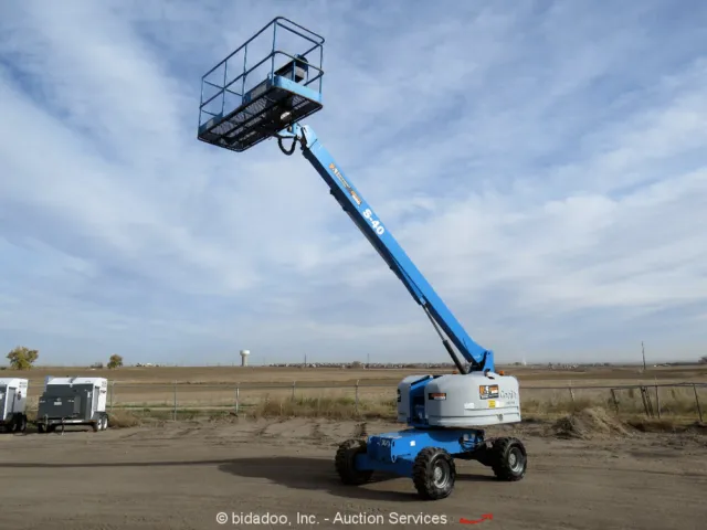 2015 Genie S40 40' 4WD Telescopic Boom Man Lift Aerial Platform