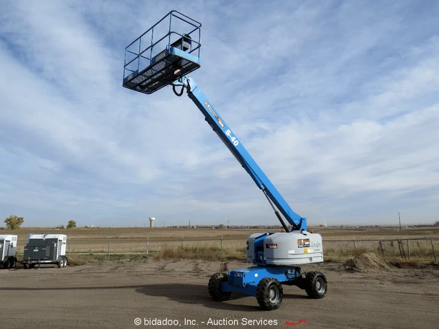 2015 Genie S40 40' 4WD Telescopic Boom Man Lift Aerial Platform