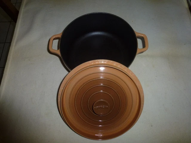 Ancienne Grande Cocotte Grise ovale fonte émaillée LA DOUFEU DE