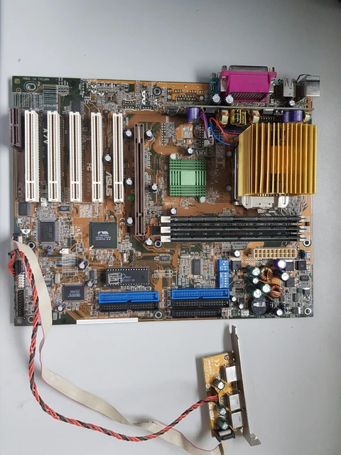 CARTE MÈRE PUCES PC M810LM V7.1A microATX AMD Duron 1,1 GHz 256 Mo