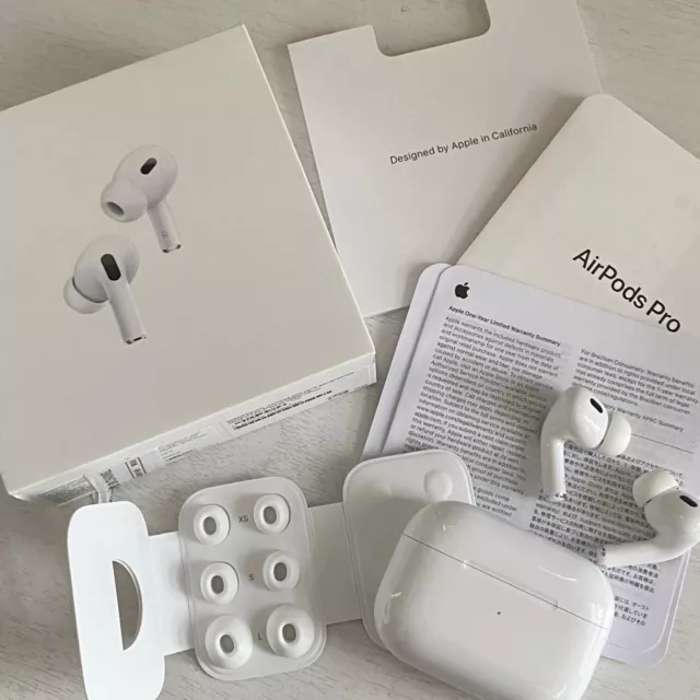 AirPods Pro 2nd Generation With Magsafe Wireless Charging Case 3