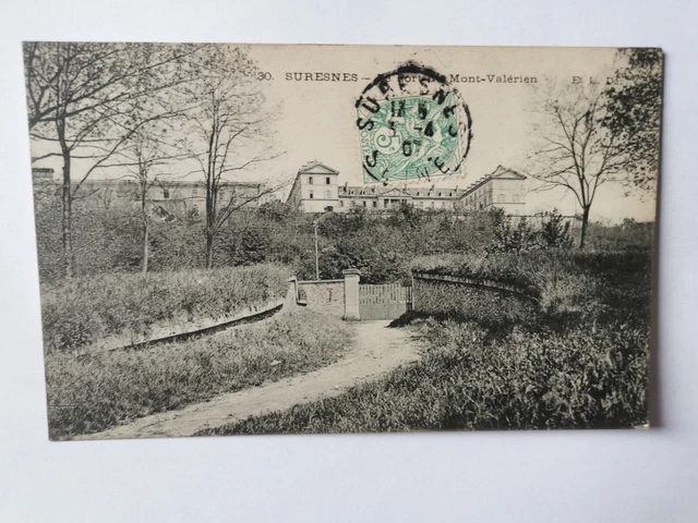 CPA 92 SURESNES - Le Port du Mont-Valérien