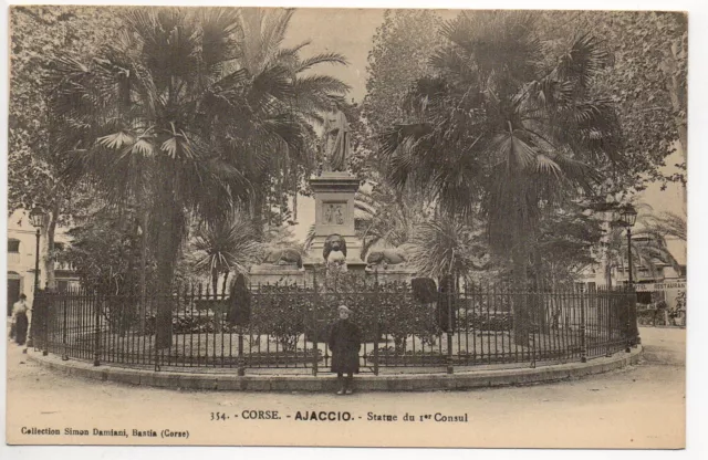 AJACCIO Corse CPA 20 square la statue du 1er consul NAPOLEON