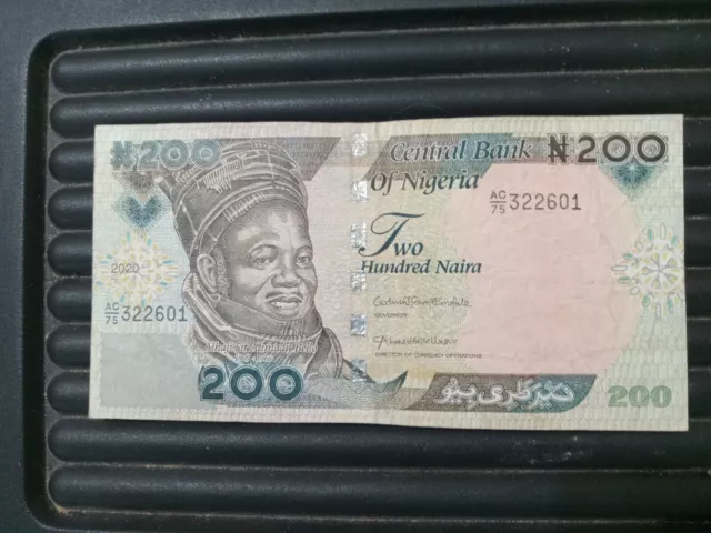 2020 NIGERIA 200 NAIRA Bank Note - Authentic BTR CIRC