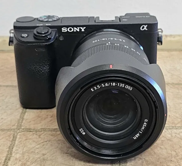 Sony Alpha a6400 Mirrorless Digital Camera with Sony 18-135mm Lens