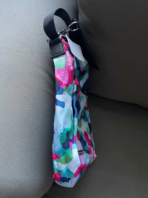 Samantha Brown To-Go MEDIUM Zip-Front Crossbody Handbag ORCHID CAMO nwt 8