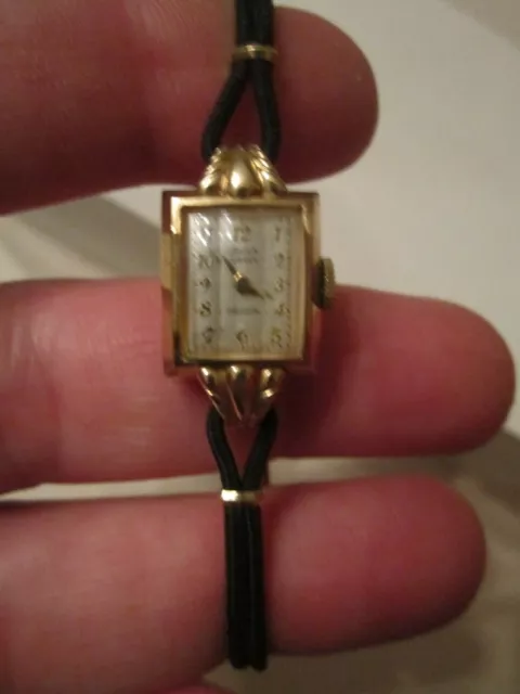Gruen 10k gold sales filled ladies watch