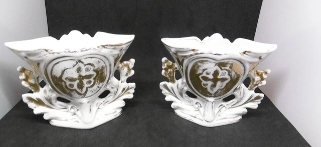 paire de vases de mariée porcelaine de PARIS XIXéme