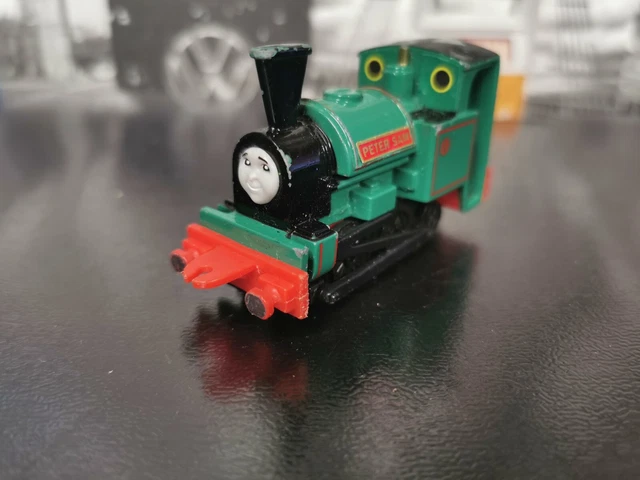 ERTL THOMAS & Friends Railway Train Tank Engine - Peter Sam - 1996 ...