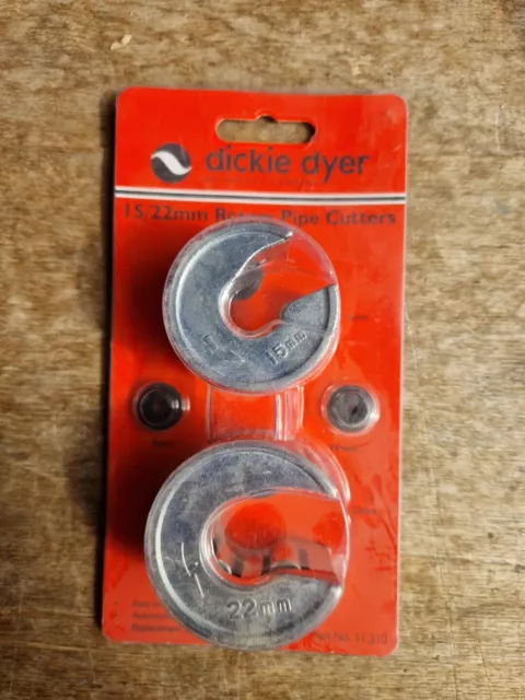 DICKIE DYER 15 & 22MM PIPE CUTTERS + 2 SPARE BLADES NEW TWIN PACK Plumber Diy