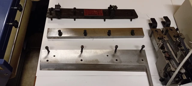 Duplo DC48TW Face Trimmer Knife set, without nicks and burrs.
