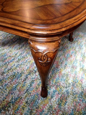 Thomasville Furniture Cassara Dining Set, Table, Chairs & Curio 4