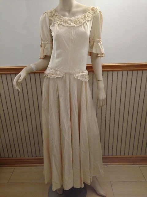 Vintage Wedding Dress 1940s Rayon Faille Full Skirt Off-White Color