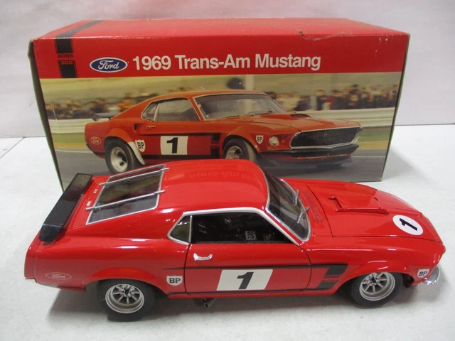 WELLY BOSS 302 TRANS-AM MUSTANG 1 18 1969 GEORGE