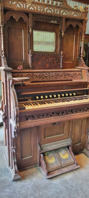 Antique Walnut Pump Organ with Pedal