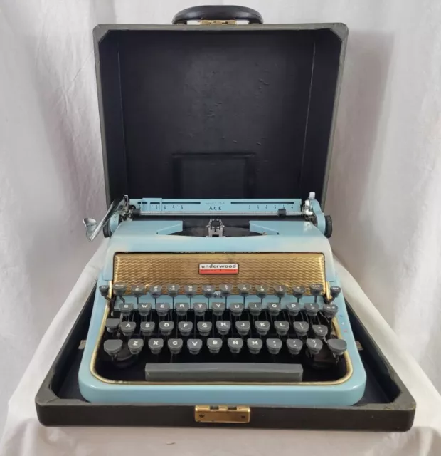 GOLDEN TOUCH Underwood universal typewriter Portable Manual Typewriter