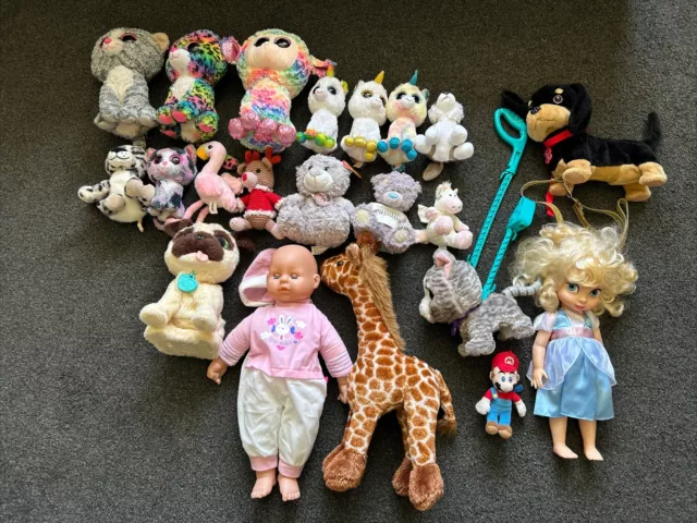 Huge Bundle Of Children’s Teddys Teddies Dolls Dogs Soft Toys Plush