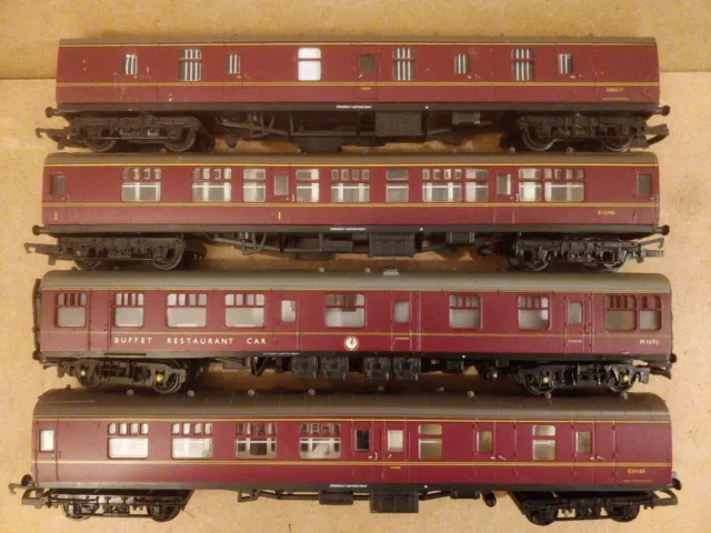 Rake of 4 Hornby & Bachmann BR mk1 - 00 gauge coaches - China Made