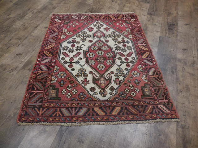 VINTAGE TURKISH HAND MADE GEOMETRIC ANATOLIAN VILLAGE MADE RUG 2.7x3.8 Ft