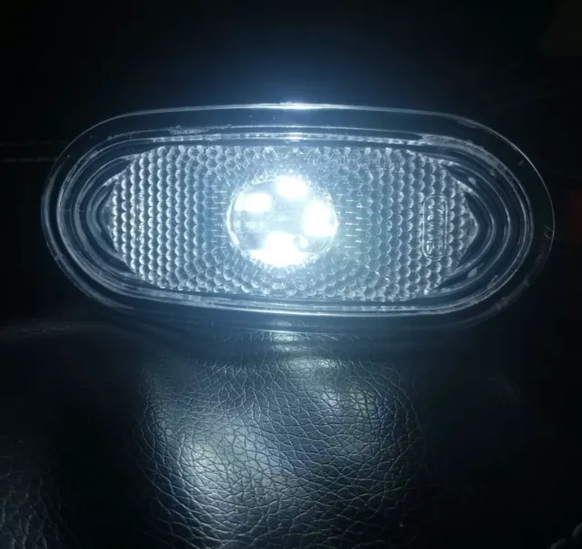 2x Luce Ingombro LED 12V Posteriore Bianco Per MERCEDES SPRINTER 10,6 х 4,8 cm 2