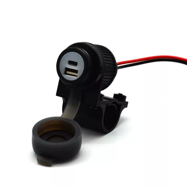 Duo USB A+C Motorcycle Socket 12-24V with Quick Charge for 21-25MM Handlebar