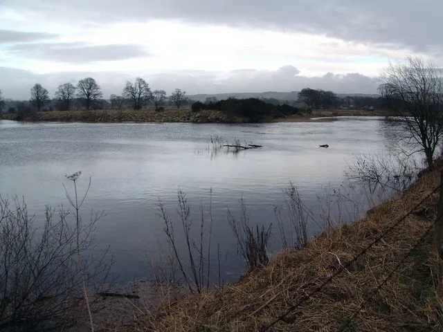 Photo 6x4 River Annan at The Creels, in flood Lochmaben Cf: [[[115587]]] c2006