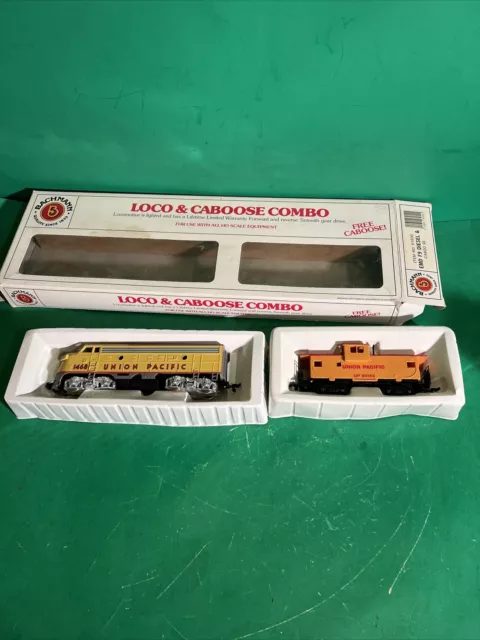 Bachmann Diesel Locomotive & Caboose Union Pacific HO Scale