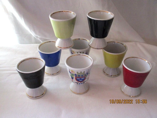 8 petits mazagran tasse  porcelaine du Berry aux couleurs vives vintage 1960/70
