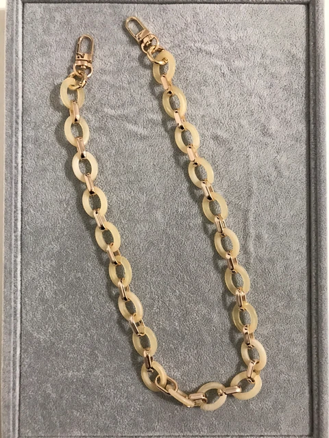 chunky chain For Mask Handbag And Sunglasses Accessory
