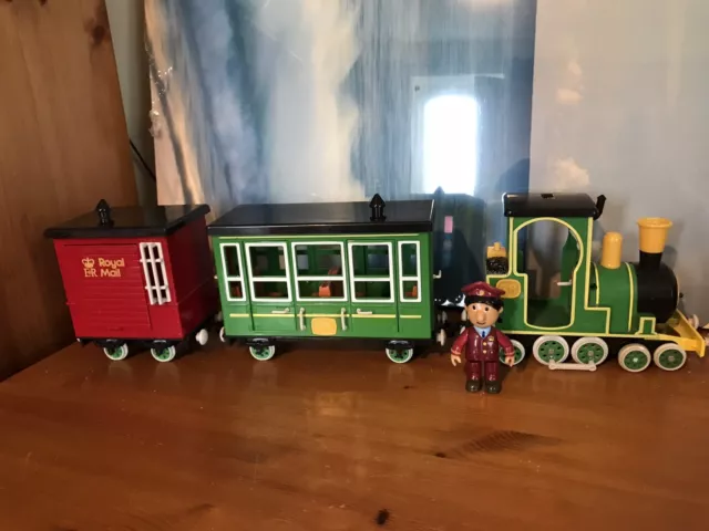 postman pat motorised greendale rocket train with with Carriages &  Ajay figure