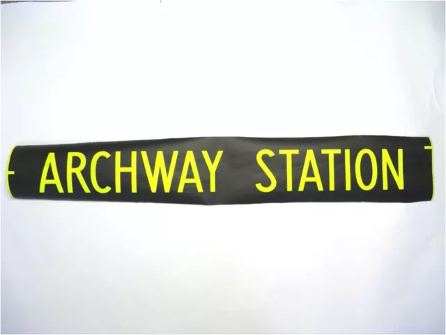 Archway Station Busjalousie Vintage Siebdruck London Ziel