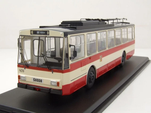 Miniature Bus Skoda 14TR Trolleybus - Potsdam 1972 - Premium ClassiXXs 1/43