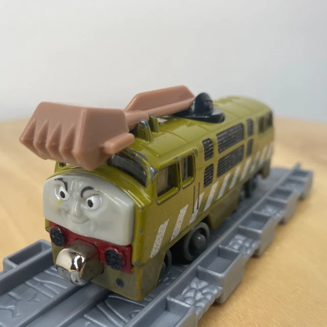 THOMAS THE TANK Engine Learning Curve Take Along Engine Diesel 10 2008