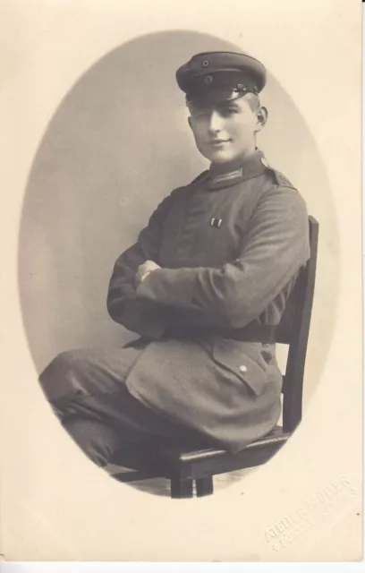 Soldat allemand assis  guerre 14-18 photo atelier Muller sur CPA lot 6