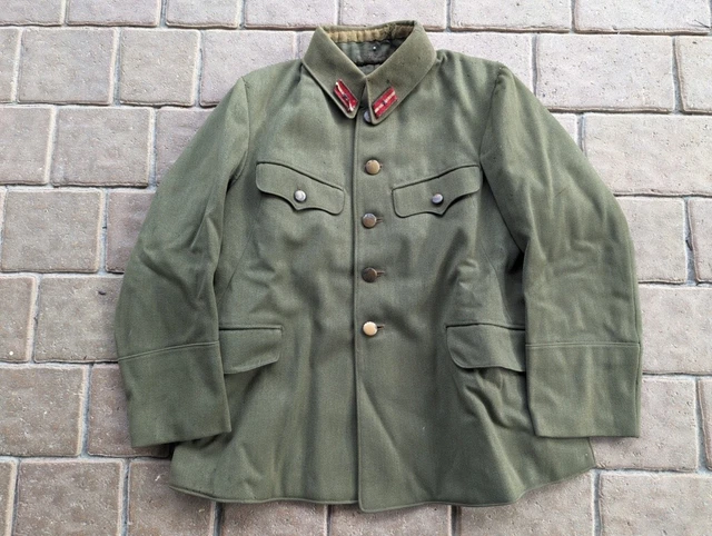 Vente d'antiquités militaires japonaises / Sale